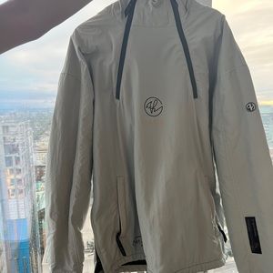 Snowboarding jacket size small/median